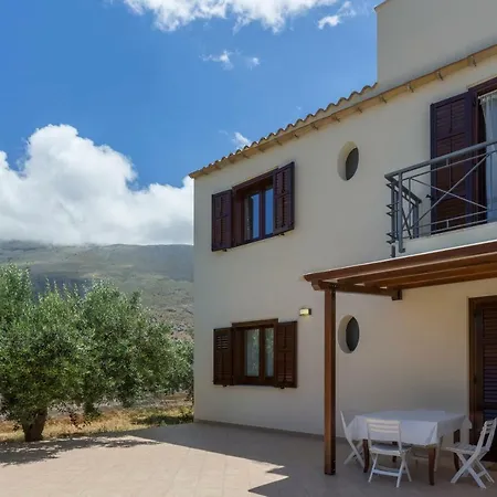 Appartamenti Karma Vacanze Castelluzzo Exterior photo