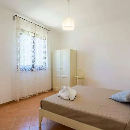 Appartamenti Karma Vacanze Castelluzzo Exterior photo